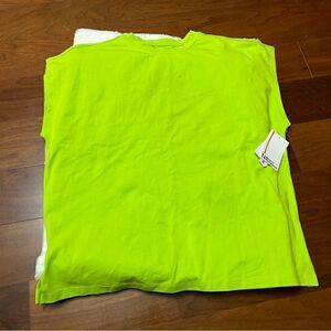 Medium NWT Sports Illustrated lime green workout muscle tee